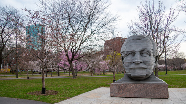 Arthur Fiedler Fiedler Memorial, aluminum sculpture in Charles River Esplanade, Boston, Massachusetts 