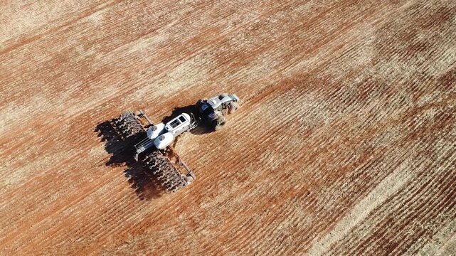 drone tractor farm working