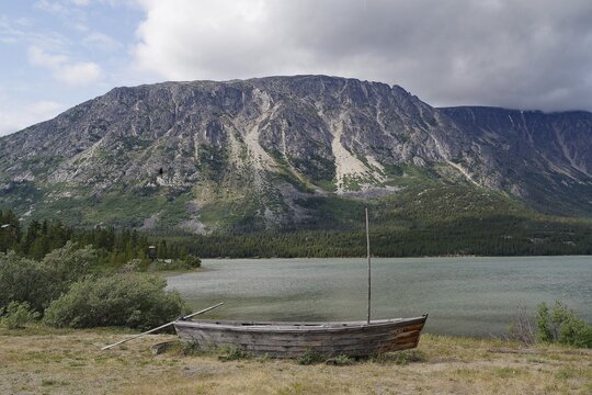 Old boat on the shore of Bennett Lake, Chilkoot Trail, Gold Rush, Yukon Territory, Canada