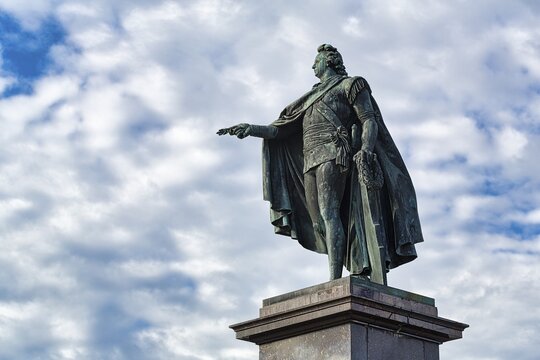 Bronze statue, statue of the Swedish King Gustav III in the Gamla stan district, Stockholm, Sweden