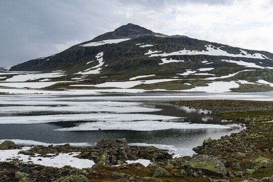 Mountain lake in the Aurland platteau, Aurland, Norway