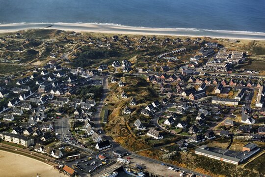 View of H&ouml;rnum village, aerial view, southern tip of Sylt, North Frisian Islands, North Sea, Schleswig-Holstein, Germany