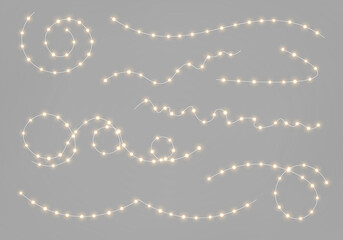 Naklejka premium Xmas string lights decoration PNG. Realistic golden LED lamps and luminous yellow gold bulb lights on garland. Christmas design for invitations and brochure. 