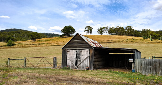 old farm shed in the countryside