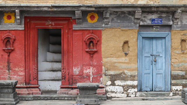 Beautiful Traditional Himalayan Houses of Gopeshwar, Uttarakhand, India.