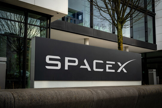 SpaceX - American spaceflight and artificial intelligence company