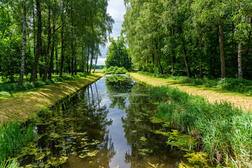 Park przy letniej rezydencji J. K. Branickiego w Choroszczy, Podlasie, Polska © podlaski49