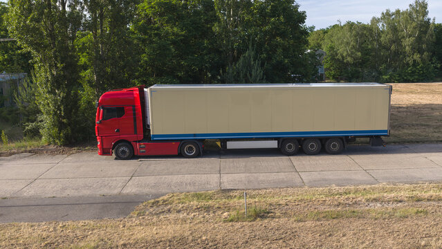 Ein parkender LKW