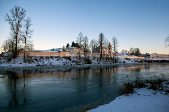 The Msta River and the Holy Spirit Jacob Borovichi Monastery. Borovichi, Novgorod Oblast, Russia