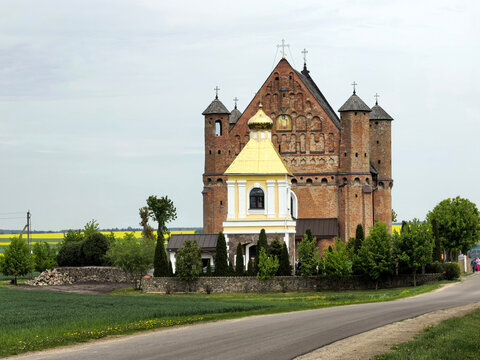 Church of St. Michael the Archangel (St. Michael's Church). Synkovichi village, Grodno region, Republic of Belarus