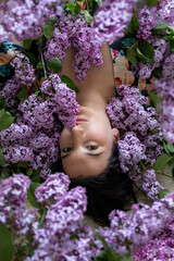 kobieta, dziewczyna, kwiaty, bez, wiosna, portret w kwiatach, lilac, lilac flower, fiolet, woman, spring © Oksana