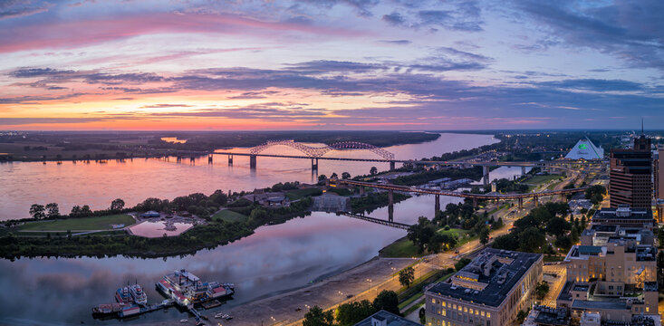 Sunset view of Memphis skyline and bridges over the Mississippi River