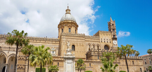 Obraz premium Cathedral of Palermo dedicated to the Assumption of the Virgin Mary - Palermo, Sicily, Italy