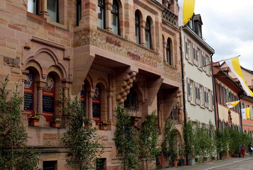 Fototapeta premium Herrenstraße in Freiburg im Breisgau an Fronleichnam