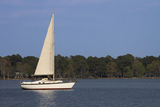 Afternoon Sail on the Neuse River