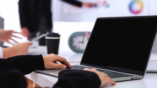 The concept of digital travel planning simplifies modern journeys. Using an online app for travel planning ensures a seamless experience from booking flights to finding hotels. Gist