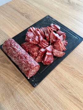 planche de saucisson pour l'ap&eacute;ritif