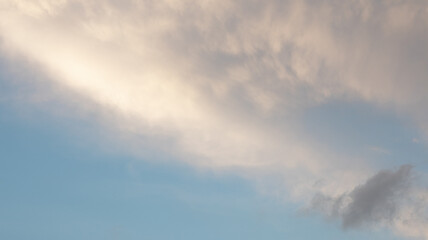 Obraz premium Soft Clouds Against Blue Sky