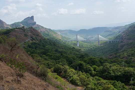 Mumbai Pune Expressway Missing Link Bridge, Cable stayed bridge, Lonavala, Maharashtra, India. Asia.