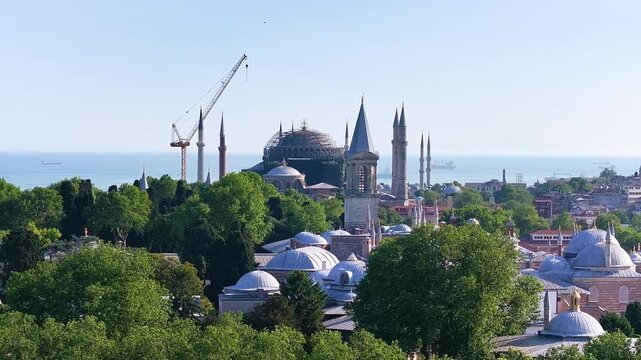 Topkapi Palace (Topkapi Sarayı) Drone Video, Emin&ouml;n&uuml; Fatih, Istanbul Turkiye (Turkey)	