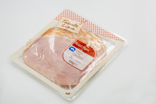 Tabula Ligna Roast Ham sliced package closeup on white.