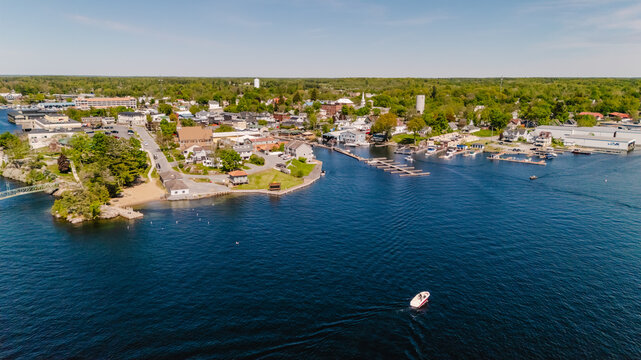 Alexandria Bay, 
Alexandria Bay NY, 
Thousand Islands, 
Boldt Castle, 
St Lawrence River, 
Heart Island, 
New York State, 
landmark, tourist attraction, famous destination, romantic destination