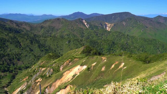初夏の志賀高原　横手山ドライブインからの眺望