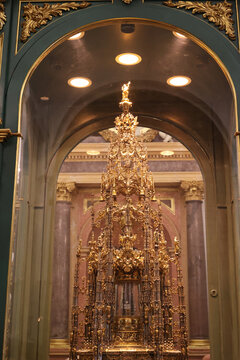 The gilded monstrance in the Chapel of the Mosque of Santa Teresa &ndash; Mosque-Cathedral of C&oacute;rdoba, Andalusia, Spain