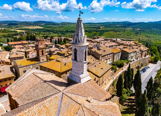 Naklejka premium Aerial view of Pienza, Tuscany, Italy