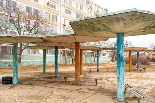 Soviet-era courtyard shelters in Uzbekistan apartment block