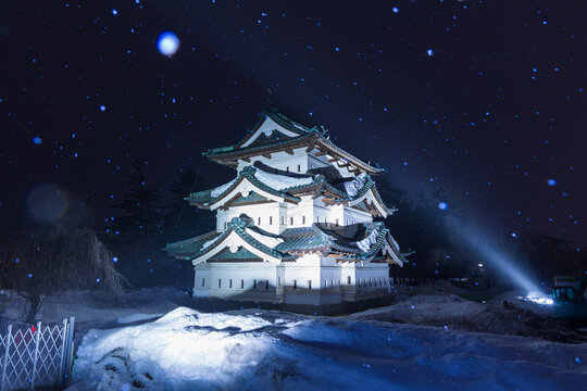 弘前城」の写真素材 | 3,552件の無料イラスト画像 | Adobe Stock
