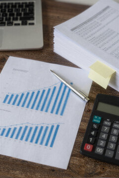 Financial report analysis