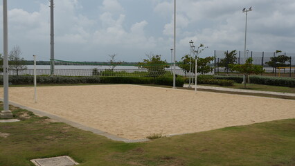Cancha de Arena en Bulevar de Barranquilla © StockHarry