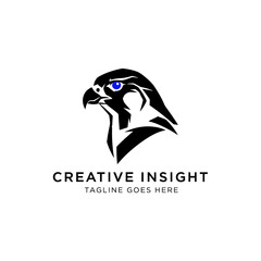 Naklejka premium Striking hawk head icon suitable for creative agencies, consultancies, or security firms looking for a symbol of vision, focus, and strategic insight.