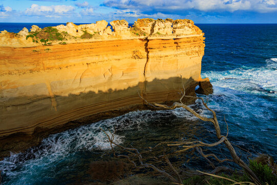Loch Ard Gorge, Australia