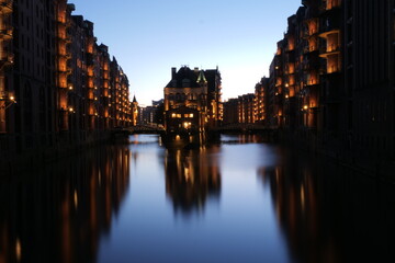 Obraz premium Wasserschloss Hamburg