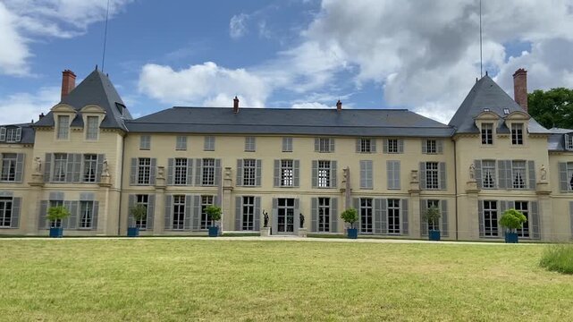 Ch&acirc;teau de malmaison exterior and grounds