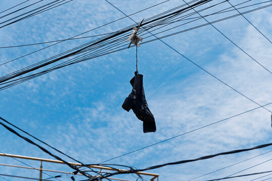 zapatos, colgados, cables, cable, esquiar, cielo, alambrada, ascensor, energ&iacute;a, electricidad, conductos, transportaci&oacute;n, auto, colgado, nube, telef&eacute;rico, cuerda, de invierno, montagna, naturaleza, azu