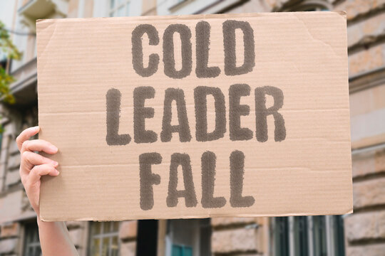 "Cold leader fall" Unfeeling ruler eventually collapses. LEADER. EMPATHY. COLD. FAIL. REVOLT.