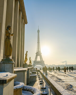 eiffel tower paris