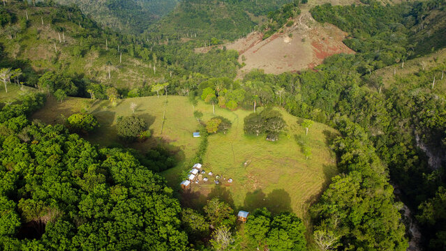 vista erea monta&ntilde;a  constanza republica dominicana