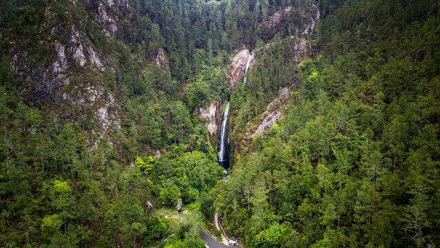 salto de ca&ntilde;o frio constanza republica dominicana
