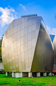Ohr-O'Keefe Museum of Art building exterior by architect Frank Gehry in Biloxi Mississippi