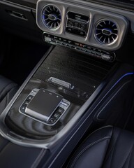 Obraz premium Luxurious Modern Car Interior Center Console and Dashboard View.