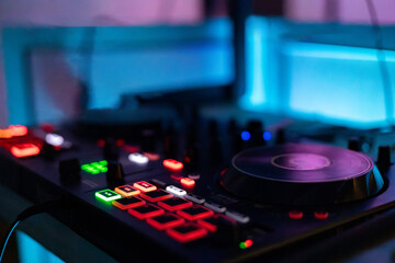 Mixer 2 © Luis