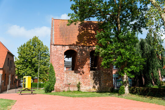 St. Lamberti Kirche in Eckwarden, Budjarden, Niedersachsen