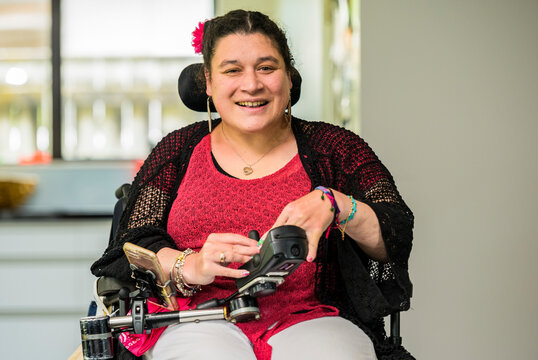 Maori woman with Cerebral Palsy in a wheelchair