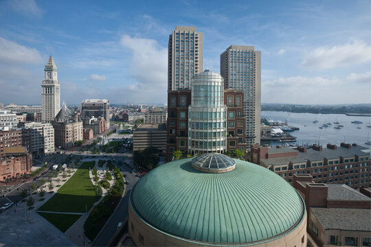 Buildings in a city, Rowes Wharf, Harbor Towers