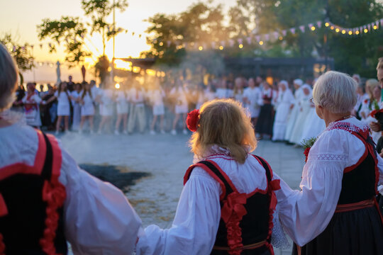 Folk performers in traditional Croatian costumes. SrEtno Selce festival 