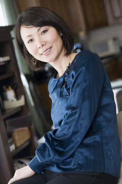 Portrait of a mid adult woman smiling